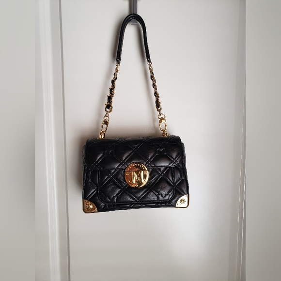 Metrocity Handbags - Genuine Leather Black Bag with Gold Hardware